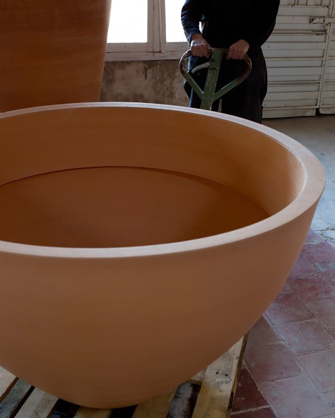 VASE ARUM VASE ARUM